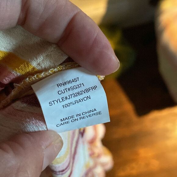 LUQ Pink Orange Neutrals Stripped Crop Top size SM/MD - Picture 7 of 7